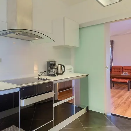 Allegra Holiday home