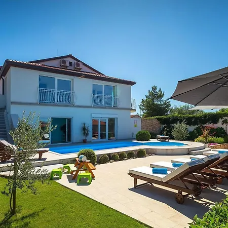 Holiday home Allegra Kanfanar